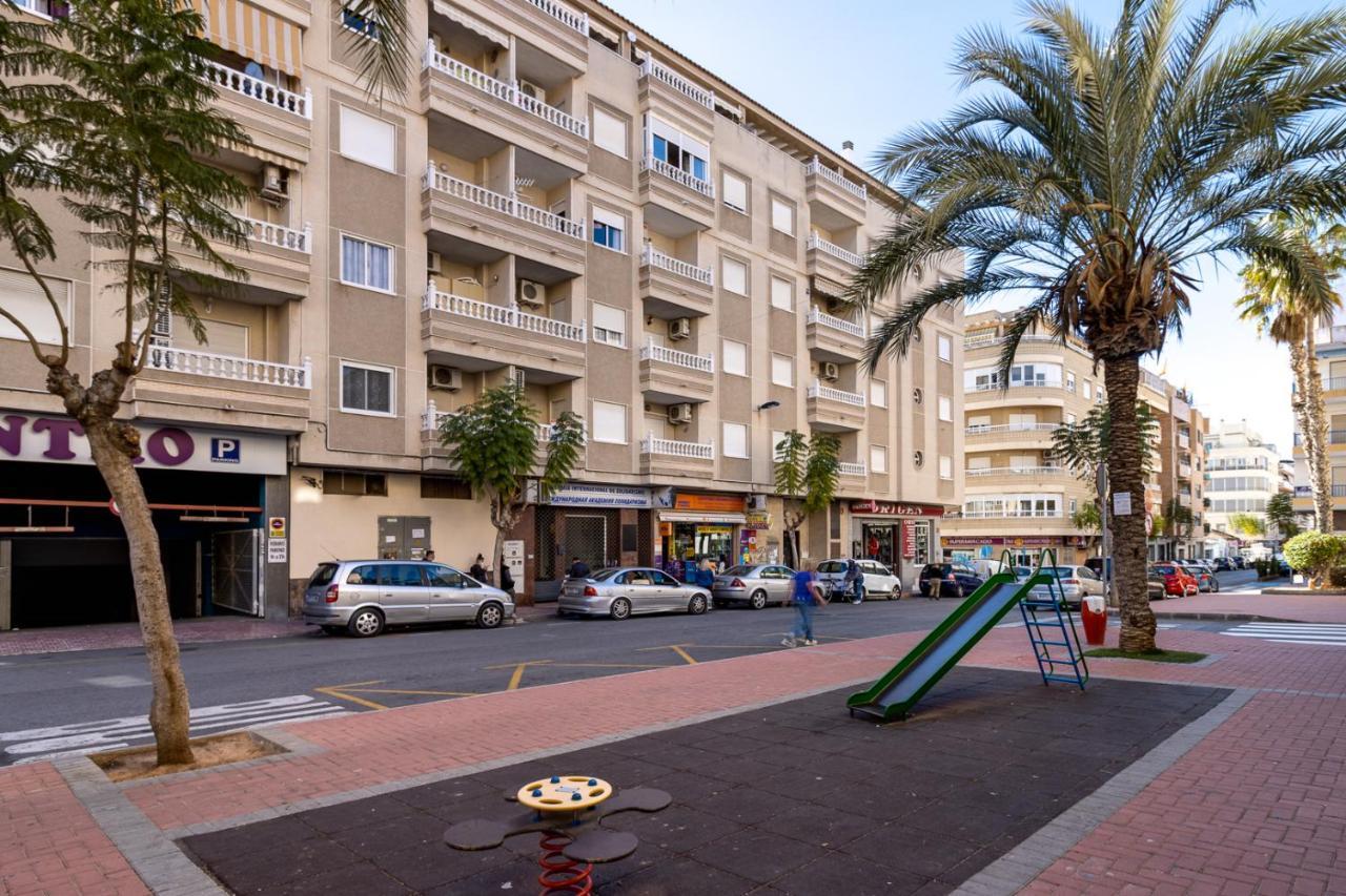 Caballero Apartment Torrevieja Exterior foto